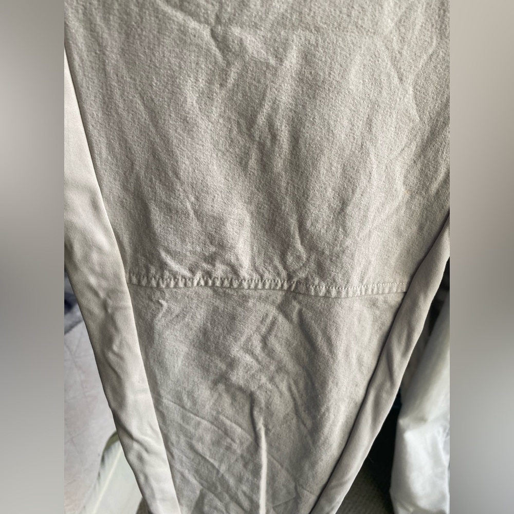 ATHLETA Size 10 Headlands Hybrid Trek Mid Rise Jogger Birch Grey - Picture 10 of 13